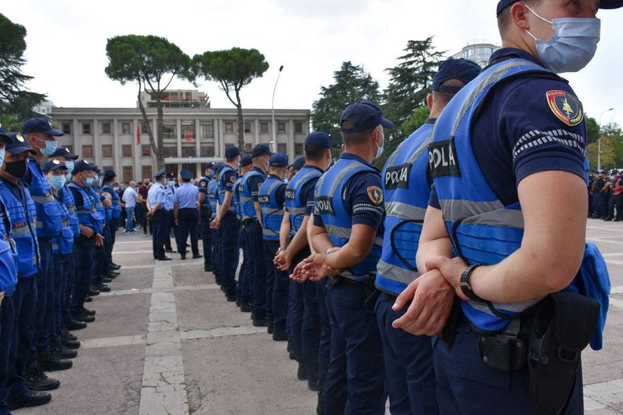 Miratohen kompensimet për policët e emëruar larg vendbanimit, ja cilat janë përfitimet